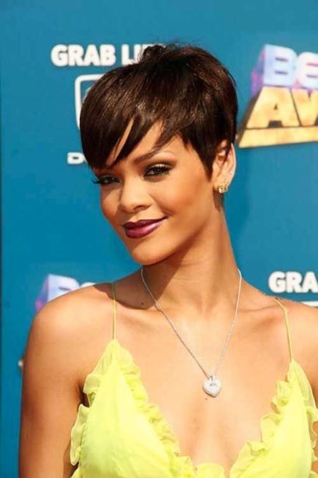 Rihanna Amazing Style