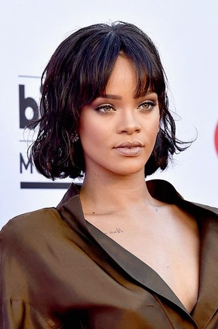 Rihanna Daily Look