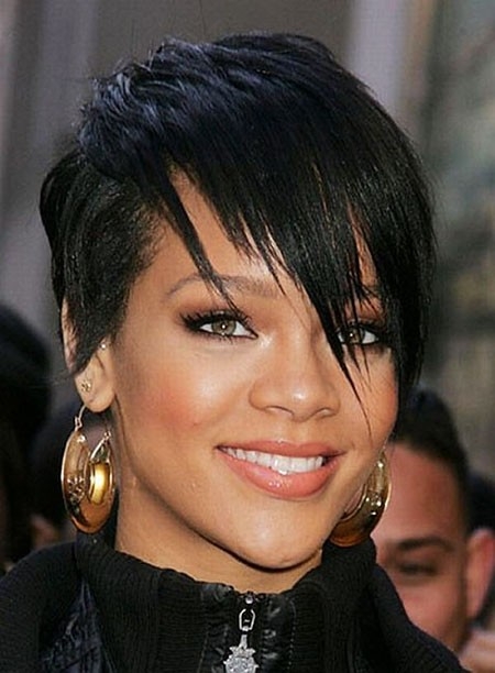 Rihanna Short Hair