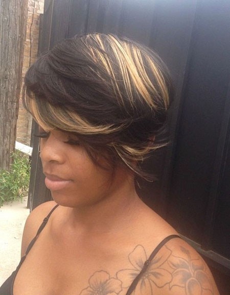Short Haircuts for Black Women with Round Faces