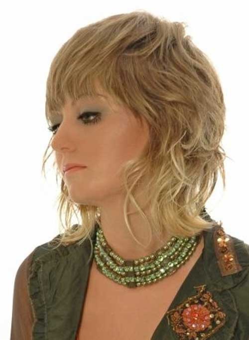 The Best Medium Length Hairstyle with Bangs