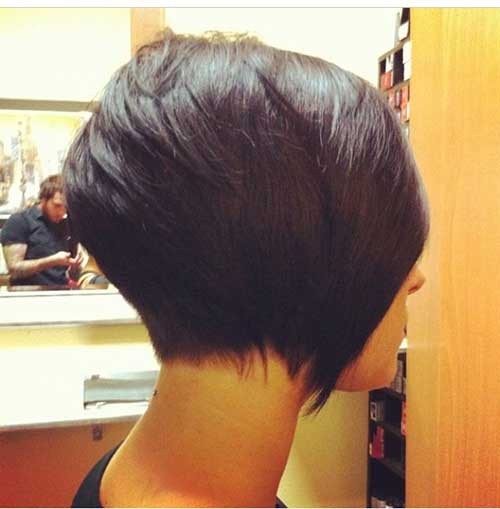 Great Dark Layered Bob Stack Hairstyle for Thick Hair