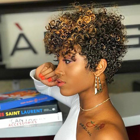 Short Curly Hairtyles for Women