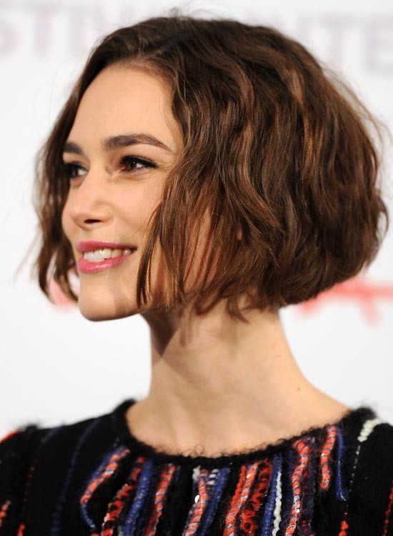 Wavy Jaw-Length Bob With Rounded Back