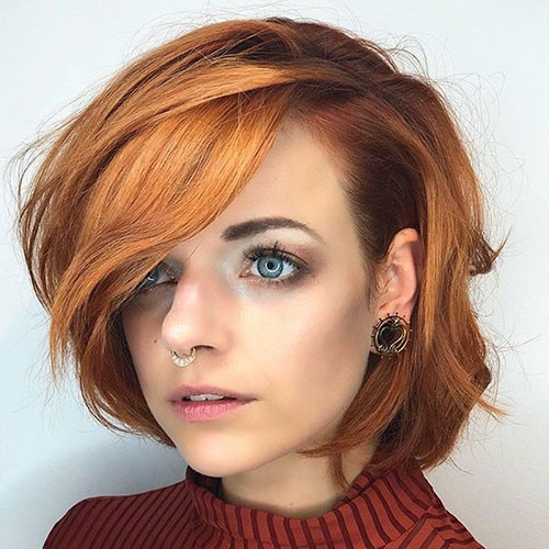 54 short hair with side bangs
