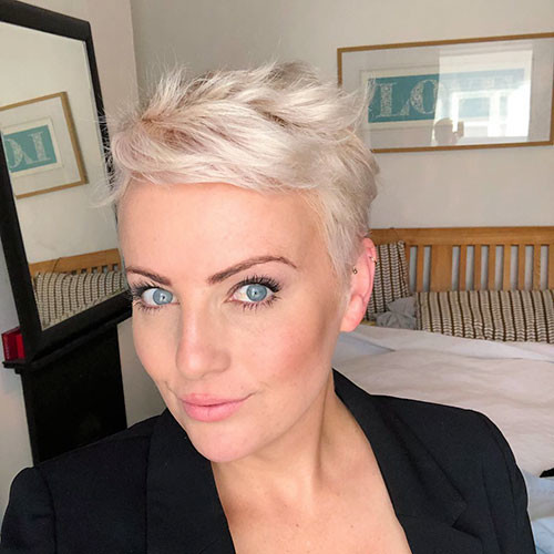 19 pixie haircuts for women over 40
