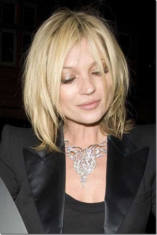 Kate Moss Messy Hairstyle for Round Faces
