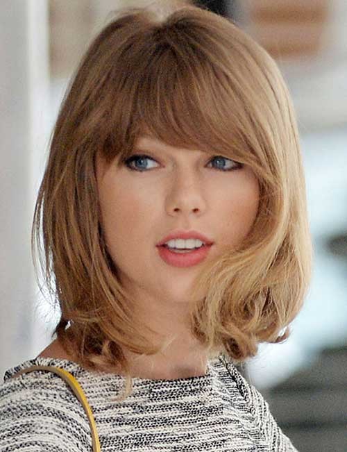 Taylor Swift’s Pretty Bob Haircut with Bangs