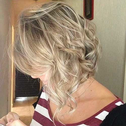 New Short Curly Hairstyles for Women