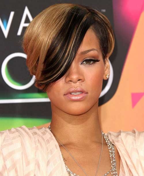 Rihanna short hair 2019