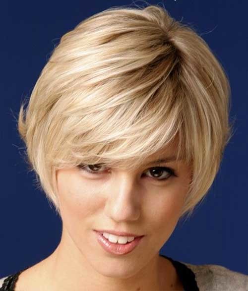 Short Layered Bangs for Straight Blonde Hairstyle