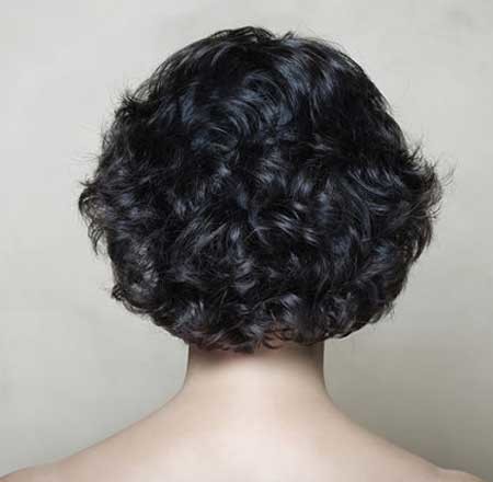 Short Trendy Curly Haircuts 6