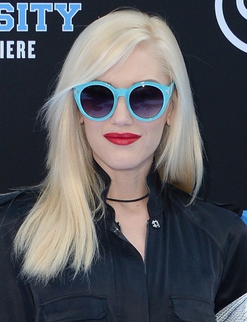 2014 Gwen Stefani Hairstyles – Blunt Medium Haircut