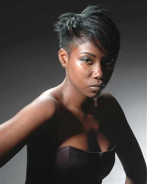 Black Women with Short Hairstyles 4