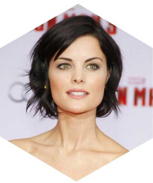 Casual Brunette Bob Hairstyle