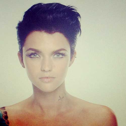 Celebrity Short Haircuts 5