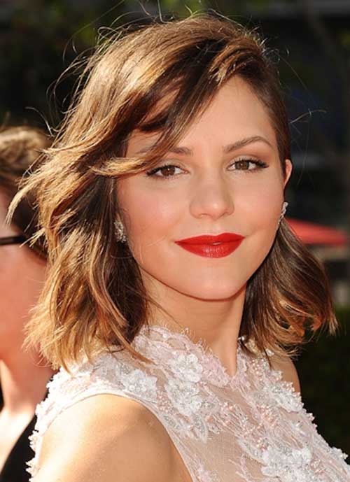 Katharine Mcphee’s Shoulder Length Hairstyle with Bangs