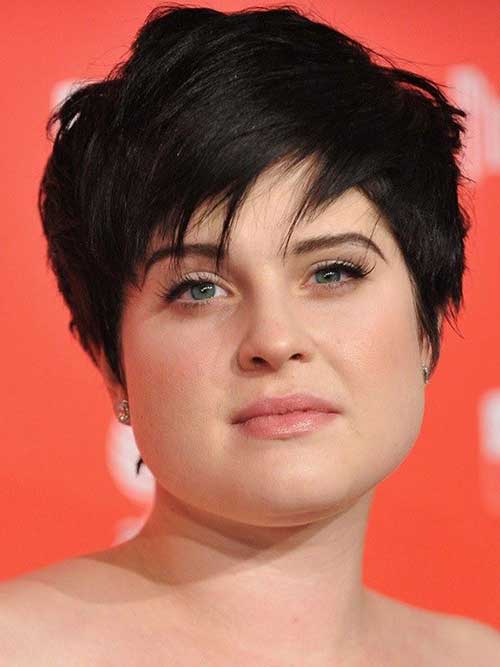 Pixie Cut for Chubby Round Faces