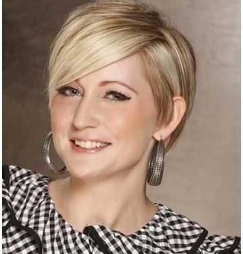 Short Blonde Hairstyle for A Fat Face