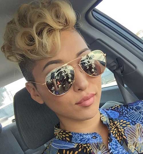Short Haircuts For Curly Hair 12