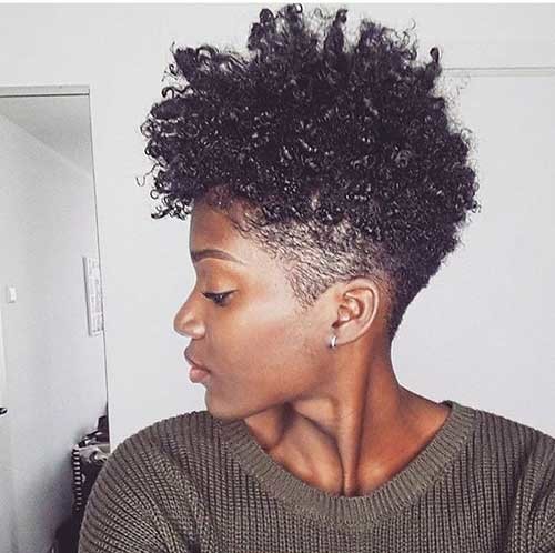 Short Haircuts For Curly Hair 14