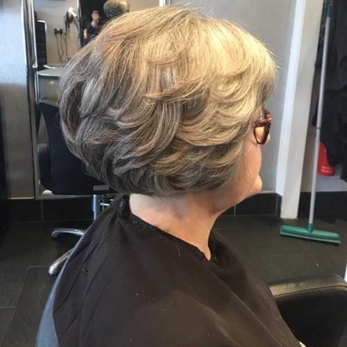 Short Layered Haircuts for Women Over 50 013 www.vozsex.com 