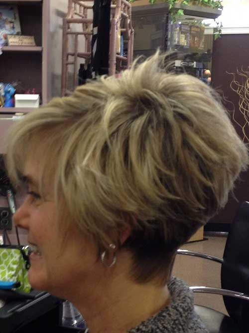 Short Layered Haircuts for Women Over 50 028 www.vozsex.com 