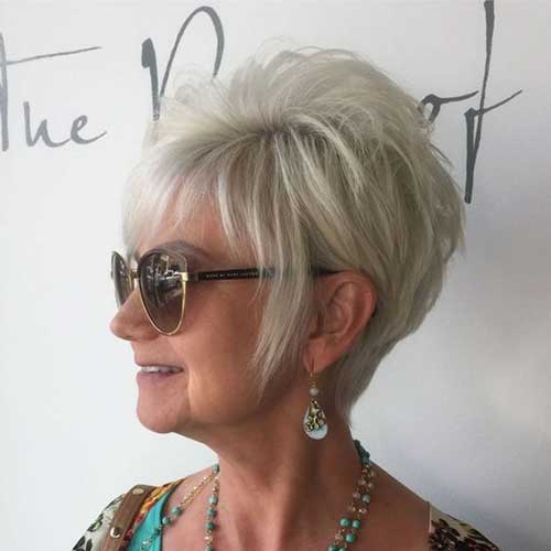 Short Layered Haircuts for Women Over 50 053 www.vozsex.com 