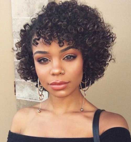 Short Natural Hairstyle for Black Women