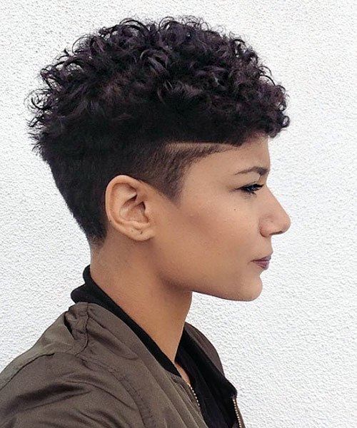African American Curly Top – Pixie Cut with soft Curls