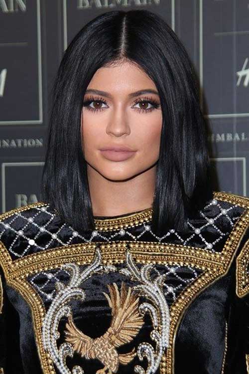 Kylie Jenner Short Dark Hair Bob Style 2015
