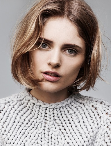 Short Hairstyles for Women with Square Faces 1