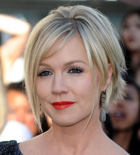 Short Hairstyles for Women with Square Faces 27