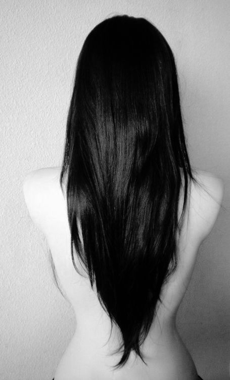 V cut Long Black Straight Hairstyle