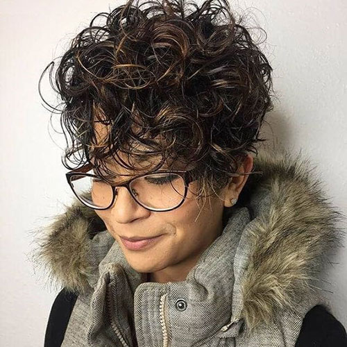 Very Short Hairstyle for Curly Hair