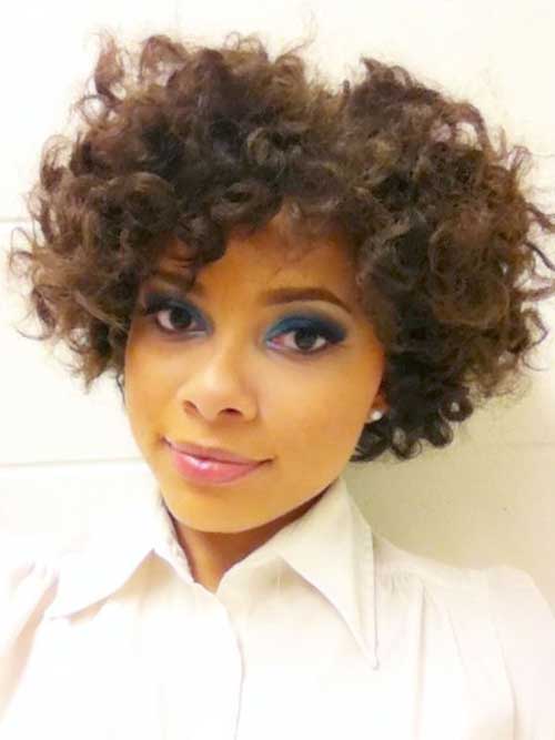 Cute Curly Hairstyle for Girls with Short Hair