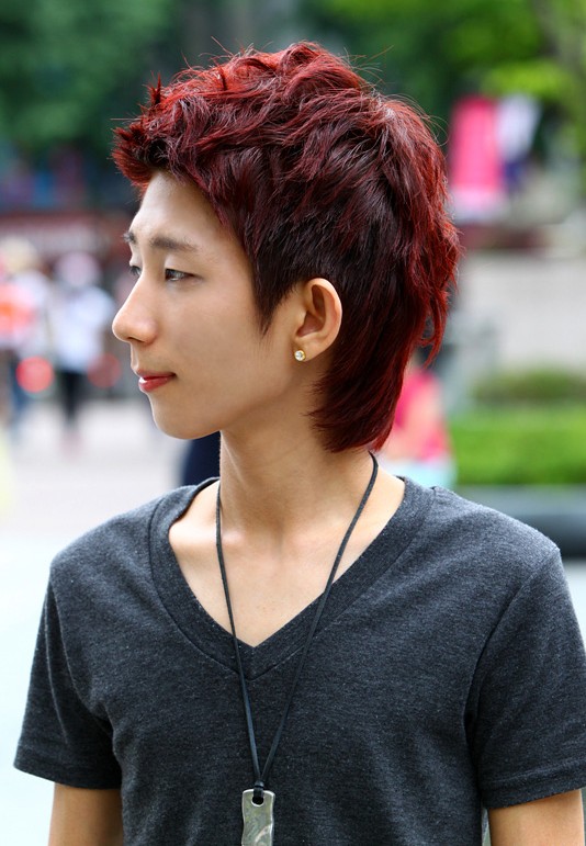 Korean mens hairstyle – trendy red hairstyle for guys