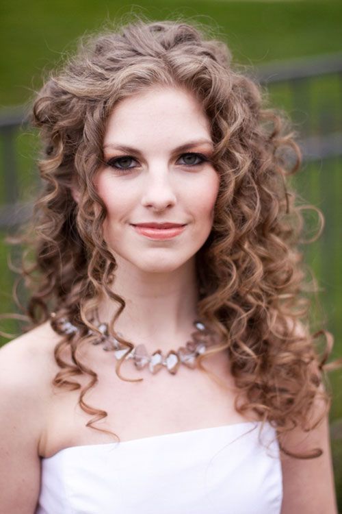 Lovely Curly Wedding Hairstyle