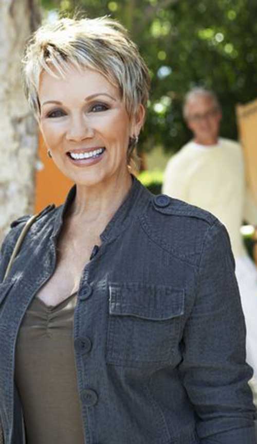 17.Pixie Haircuts for Older Ladies