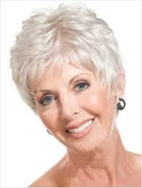 19.Pixie Haircuts for Older Ladies
