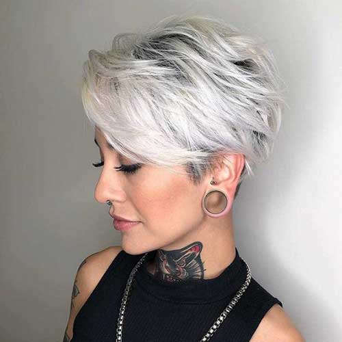 Ideas of Short Hairstyles for Women Over 50.3