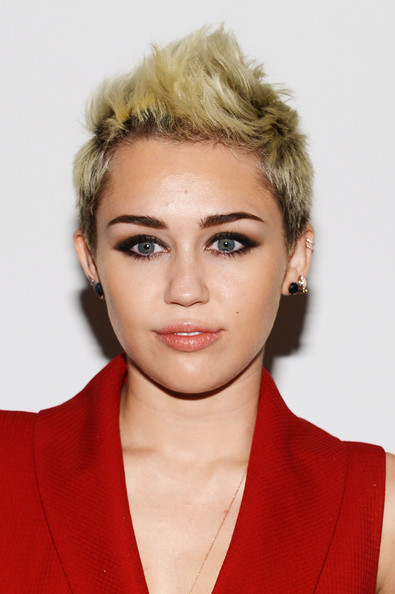 Miley Cyrus 2019 Short Hairstyles Fauxhawk