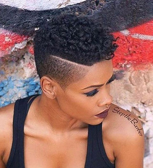 Natural Hairstyle for Short Hair