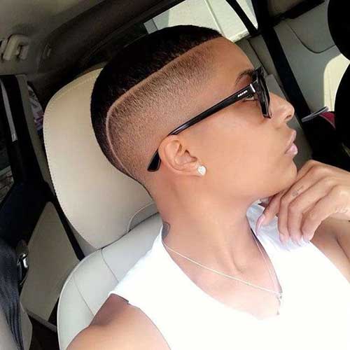 Short Haircuts for African American Women 11