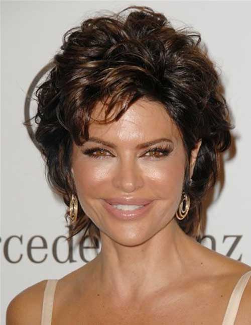 Chic Short Layered Haircuts for Ladies Over 50..