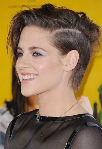 Quick Short Weave Hairstyles for Women 18