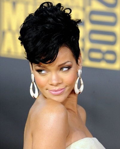 Quick Short Weave Hairstyles for Women 5