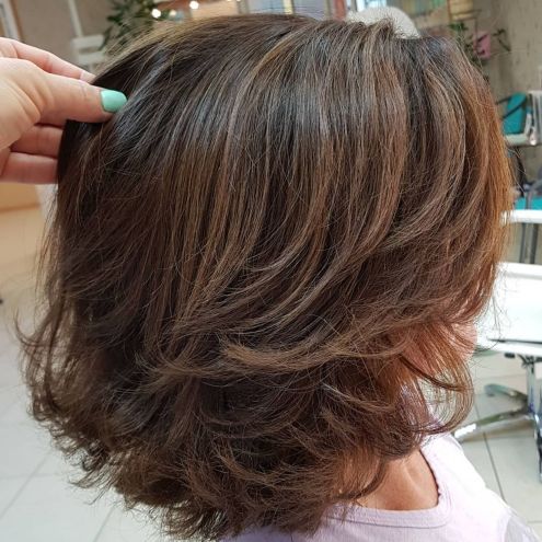 Voluminous Cut with Swoopy Layers 1
