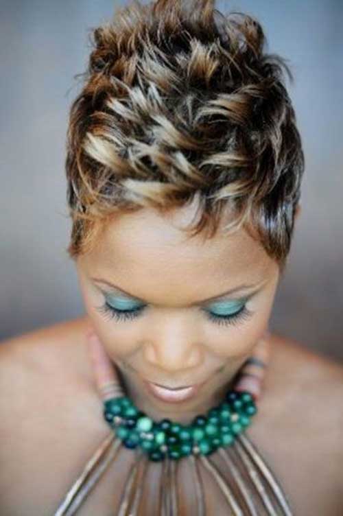 Short Highlights Pixie Hairstyle for Black Women with Spiked