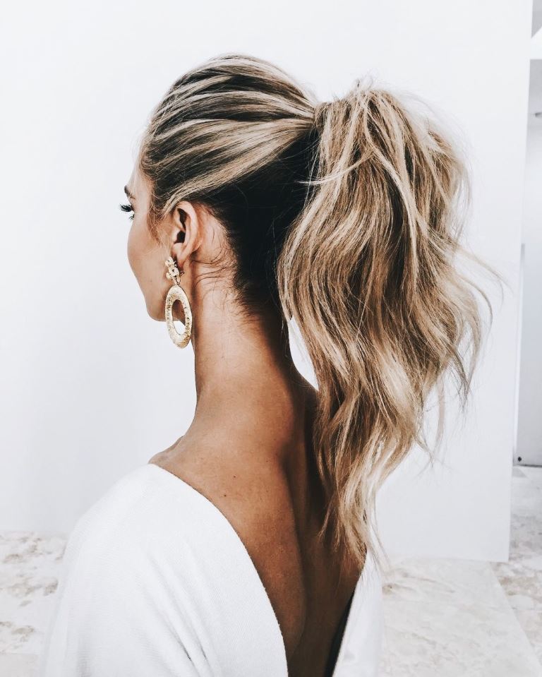A Chic Ponytail